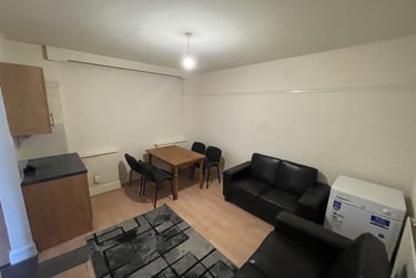 4 bed house, Beeston Road, Dunkirk, Dunkirk, Nottingham, NG72JP - Image 2