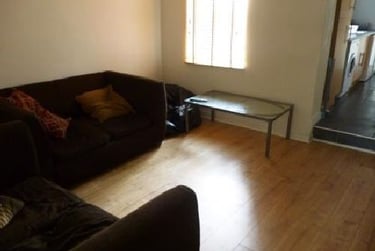 6 bed house, Croydon Road, Selly Oak, Selly Park, Birmingham, B297BP - Image 1