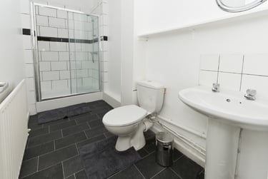 5 bed house, Forest Road West F 1, Arboretum, Arboretum, Nottingham, NG74ER - Image 3