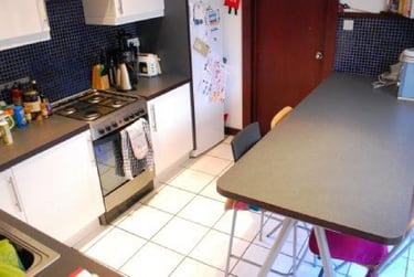 7 bed house, Hallewell Road, Edgbaston, Bearwood, Birmingham, B160LP - Image 2