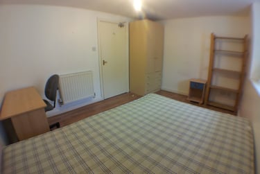 2 bed flat, Mitford Road, Fallowfield, Manchester, M146UL - Image 9