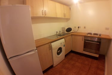 2 bed flat, Mitford Road, Fallowfield, Manchester, M146UL - Image 6