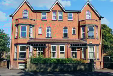 2 bed flat, Barlow Moor Road, West Didsbury, Manchester, M202UT - Image 5