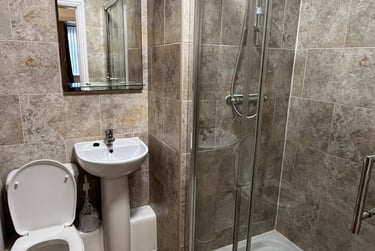 2 bed flat, 208 Plymouth Grove, Ardwick, Manchester, M130AS - Image 8