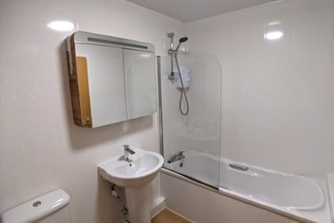 2 bed flat, Mitford Rd, Fallowfield, Manchester, M146NT - Image 3
