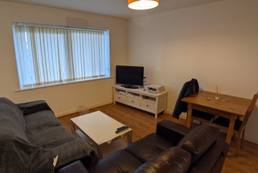 2 bed flat, Denmark Road, Rusholme, Manchester, M156AZ - Image 2