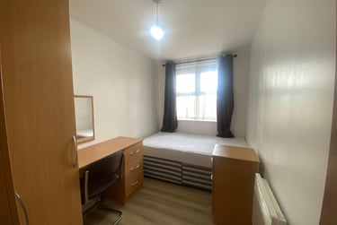 2 bed flat, Plymouth Grove, Ardwick, Manchester, M130AS - Image 3