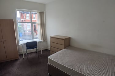 2 bed flat, Wellington Road, Withington, Manchester, M203FU - Image 9