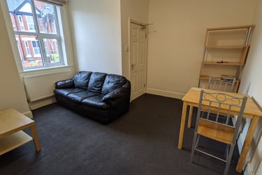 1 bed flat, Wellington Road, Withington, Manchester, M203FU - Image 1