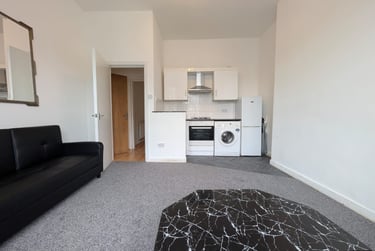 2 bed flat, Richmond Grove, Ardwick, Manchester, M130DP - Image 6