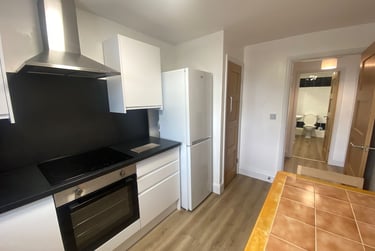 2 bed flat, 208 Plymouth Grove, Ardwick, Manchester, M130AS - Image 4