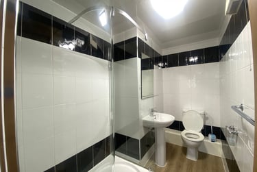 2 bed flat, 208 Plymouth Grove, Ardwick, Manchester, M130AS - Image 8