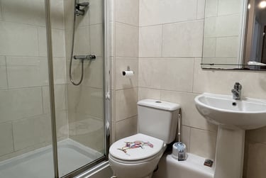 2 bed flat, Plymouth Grove, Ardwick, Manchester, M130AS - Image 4