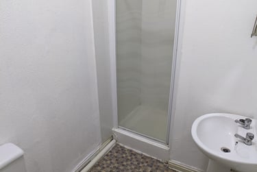 2 bed flat, Mitford Road, Fallowfield, Manchester, M146UL - Image 3