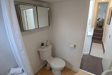 1 bed flat, 7 Blair Rd, Whalley Range, Manchester, M168NS - Image 3