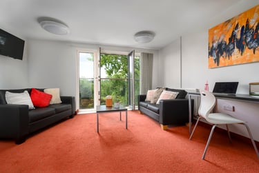 1 Bedroom Deluxe Student Apartment - Image 3