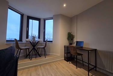 1 bed studio, St James Row, Devonshire Green, Sheffield, S12EU - Image 8