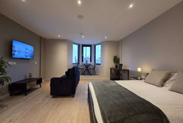 1 bed studio, St James Row, Devonshire Green, Sheffield, S12EU - Image 9