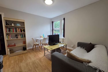 3 bed flat, Broomgrove Crescent, Broomhill, Sheffield, S102LQ - Image 1