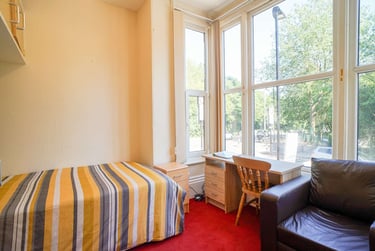 1 bed studio, Harcourt Road, Crookesmoor, Sheffield, S101DJ - Image 1