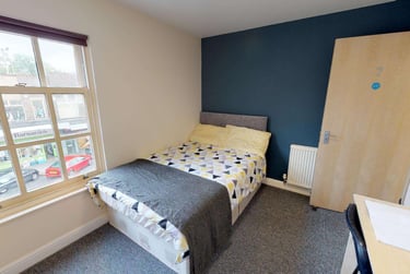 7 bed flat, Glossop Road, Endcliffe, Sheffield, S102QA - Image 2