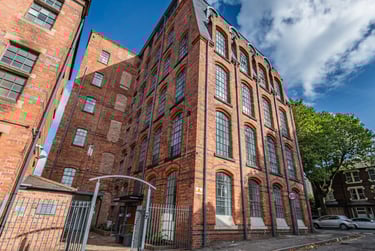 Executive Ensuite - Image 1