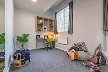 Superior Exec Ensuite at Cotton House, Radford Boulevard, Radford, Nottingham, NG73BR - Image 6