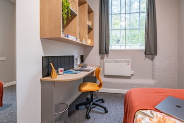 Executive Ensuite - Image 9