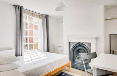 Love Lane, City Centre, Kent - Image 2