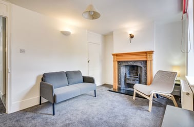 Love Lane, City Centre, Kent - Image 3