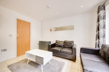 Tenterden Drive, Hales Place, Kent - Image 3