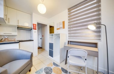 Northgate (Studio), Christchurch, Canterbury - Image 3