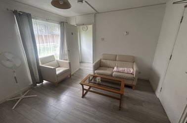 Somner Close, St Stephens, Kent - Image 3