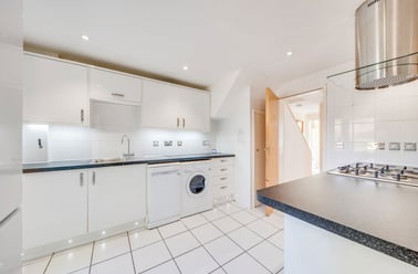 Crossways, Hales Place, Kent - Image 3