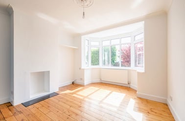 Mount Road, City Centre, Kent - Image 3
