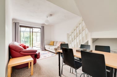 St Michaels Road - Room, St Stephens, Kent - Image 3