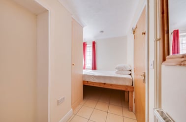 Shipman Avenue - Room, Harbledown, Kent - Image 3