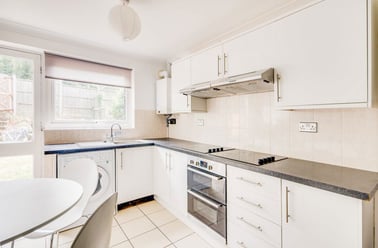 Regency Place -Prof Room, Christchurch, Kent - Image 3