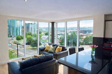 Apt 5, 112 Ecclesall Road, Sharrow, Sheffield - Image 2