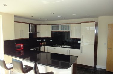 Apt 5, 112 Ecclesall Road, Sharrow, Sheffield - Image 2