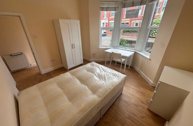 Simonside Terrace, Heaton, Newcastle - Image 2