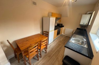 Simonside Terrace, Heaton, Newcastle - Image 3