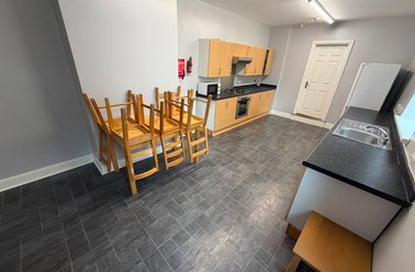 Rothbury Terrace, Heaton, Newcastle - Image 3