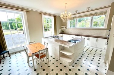 400 Shadwell Lane, Moortown, Leeds - Image 3