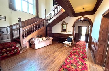 400 Shadwell Lane, Moortown, Leeds - Image 2