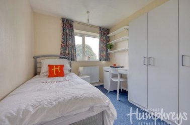 Mead Way, St Stephens, Canterbury - Image 2