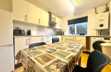 Ancress Close, Hales Place, Canterbury - Image 2