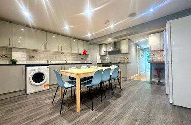 Tenterden Drive, Hales Place, Canterbury - Image 2