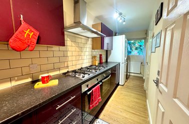 Montfort Close, Hales Place, Canterbury - Image 3