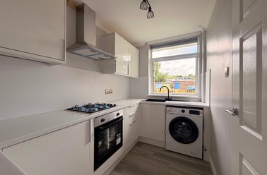 Ulcombe Gardens, Hales Place, Canterbury - Image 3